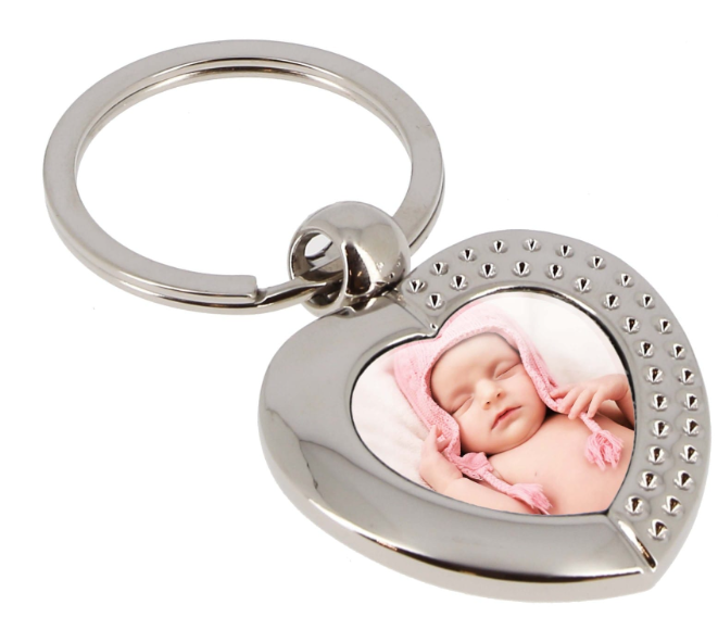 Porte-clefs métal - Forme cœur + strass (livré avec boîte cadeau noire)